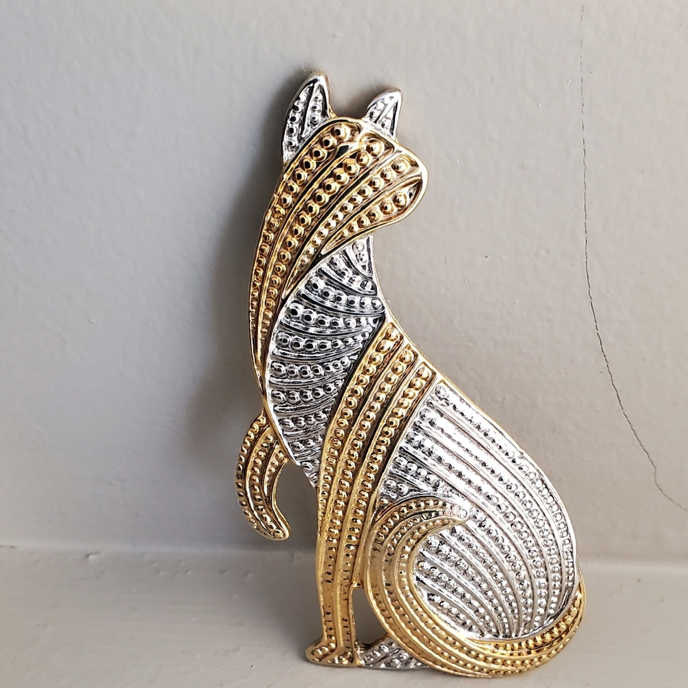 Vintage PARKLANE Gold/Silvertone Cat Shaped Brooch